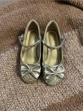 Girls Gold Glitter Bow Mary Jane Dress Shoes